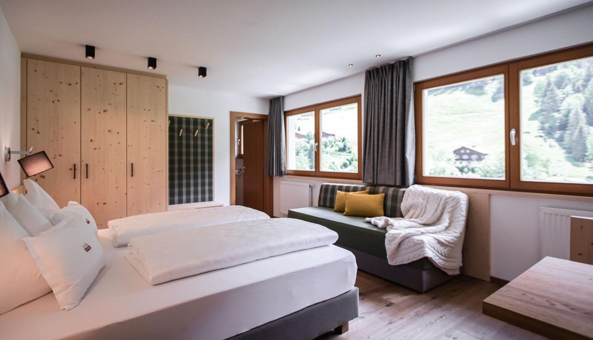 Wanderhotel Talblick San Giacomo  Exterior photo