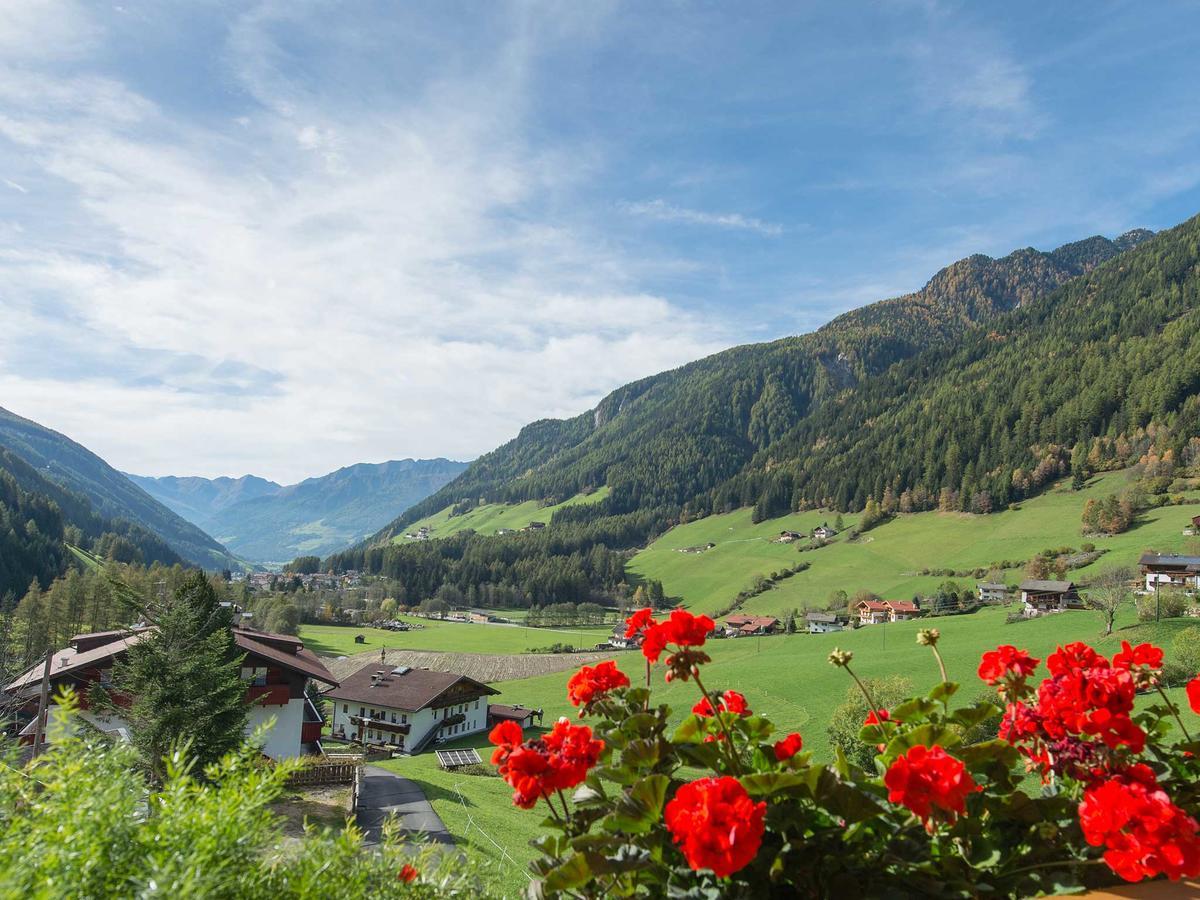 Wanderhotel Talblick San Giacomo  Exterior photo